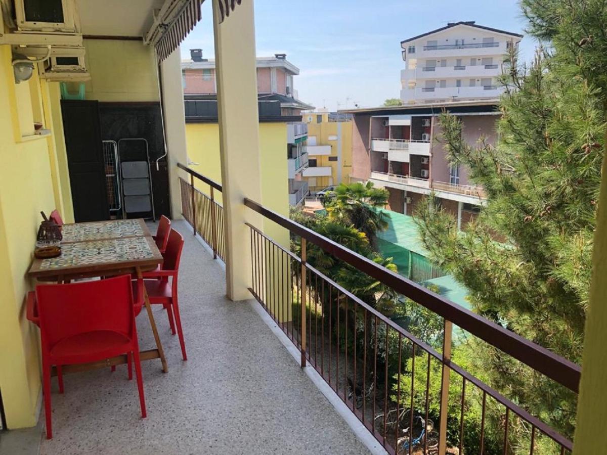 Appartamento Perco Riva Foscolo غرادو المظهر الخارجي الصورة