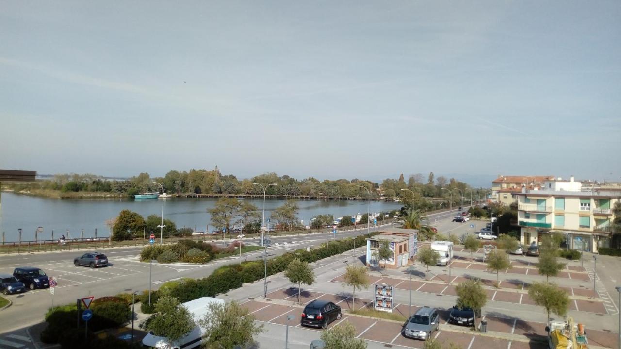 Appartamento Perco Riva Foscolo غرادو المظهر الخارجي الصورة